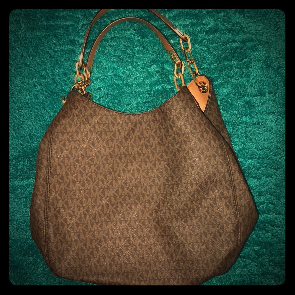 Signature Michael Kors bag ❣️❣️